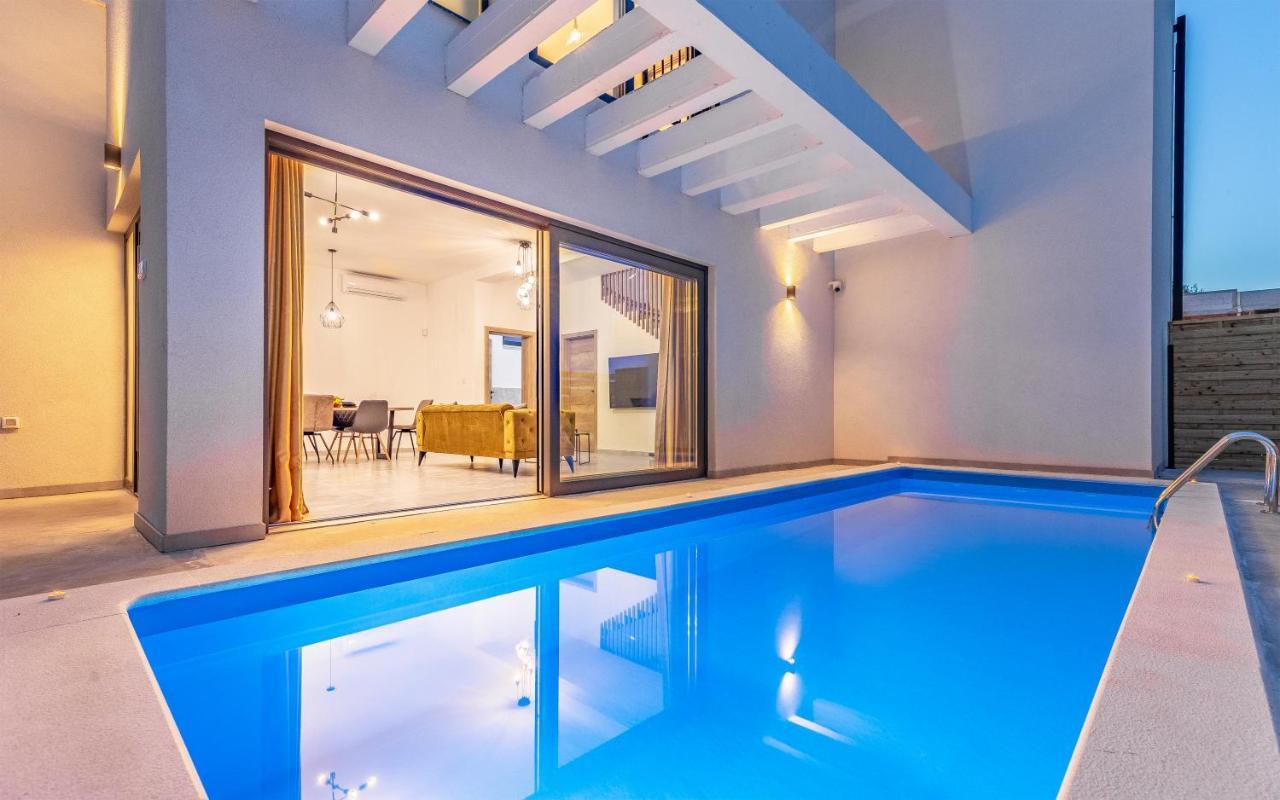 Villa Rougemarin - Marin With Private Pool Medulin Exterior photo
