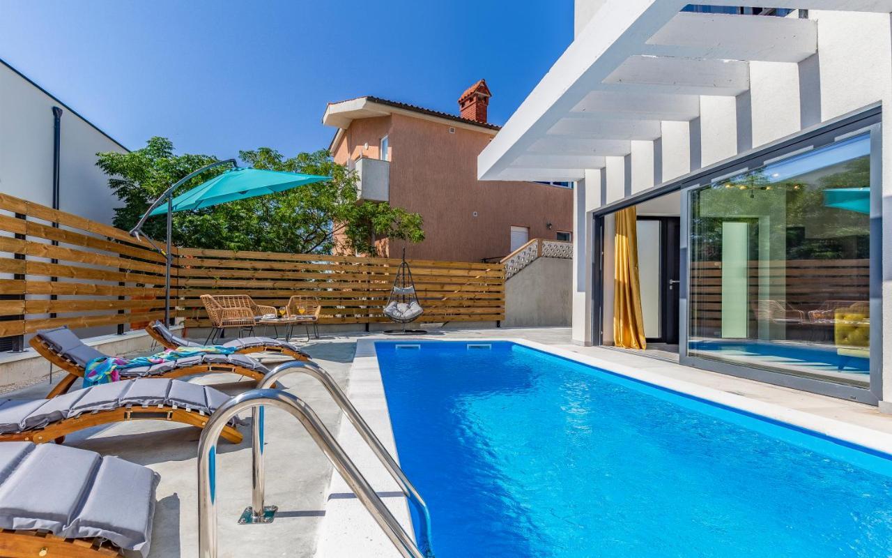 Villa Rougemarin - Marin With Private Pool Medulin Exterior photo